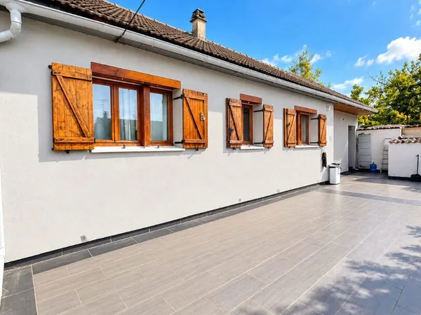 Maison Garges-lÈs-gonesse 6 pièce(s) 100 m2