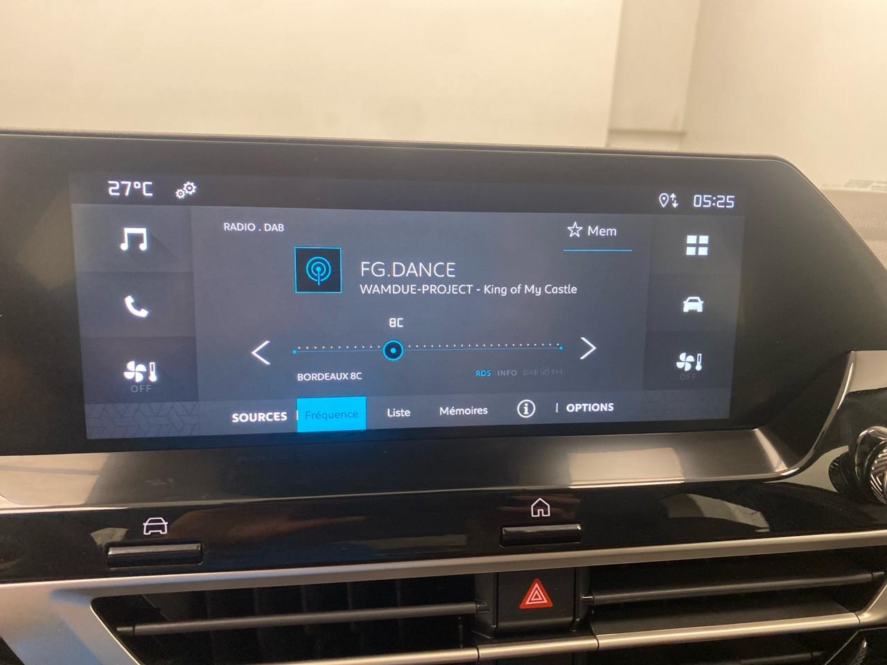 Citroën C4 hybride 136 e-dcs6 plus — photo 13