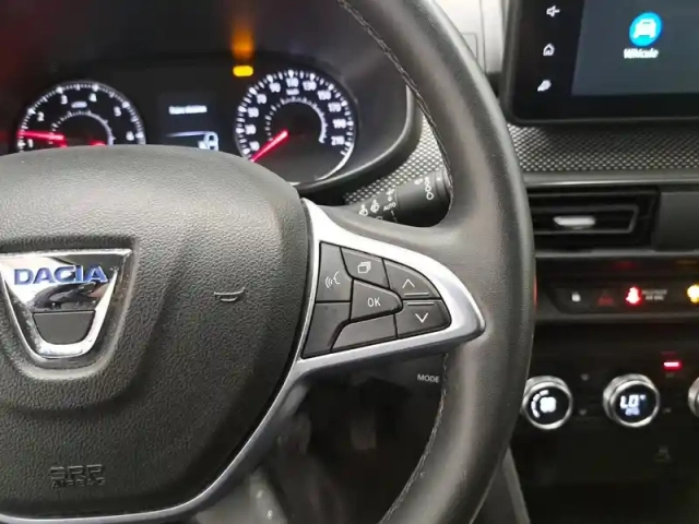Dacia Jogger tce 110 7 places — photo 36