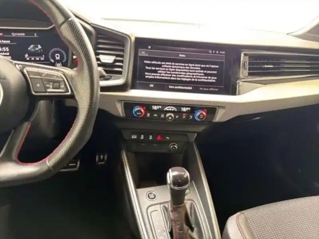 Audi A1 35 tfsi 150 ch s tronic 7 s line — photo 10