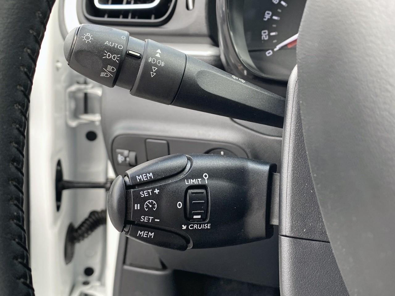 Citroën C3 1.2 puretech 83ch s&s shine — photo 15