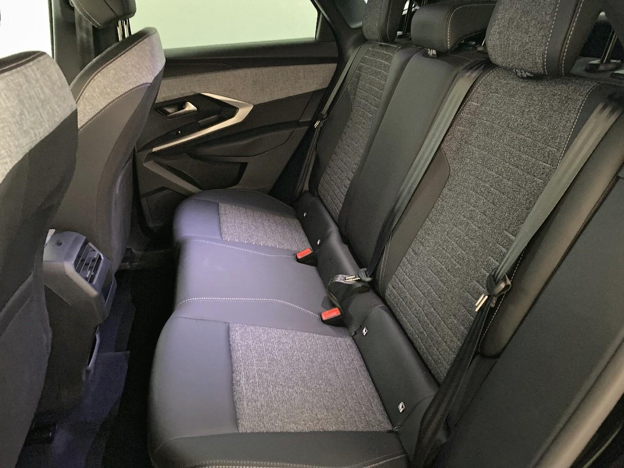 Peugeot 3008 hybrid 145 e-dcs6 allure — photo 10