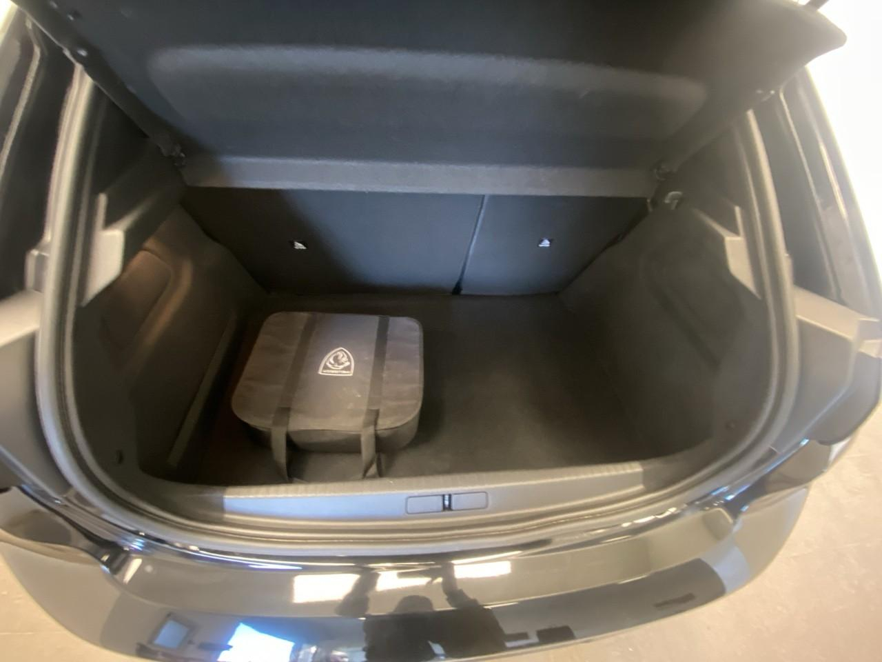 Peugeot 208 electrique 50 kwh 136ch style — photo 6