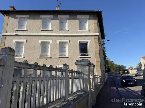 Studio 1 pièce 32 m²