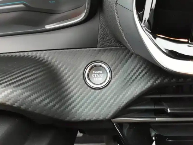 Peugeot 208 electrique 50 kwh 136ch — photo 25