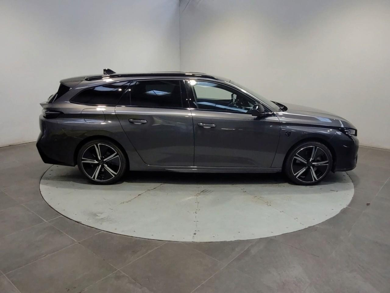 Peugeot 308 sw phev 180 e-eat8 gt — photo 6