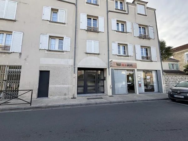 STUDIO PROCHE CENTRE VILLE