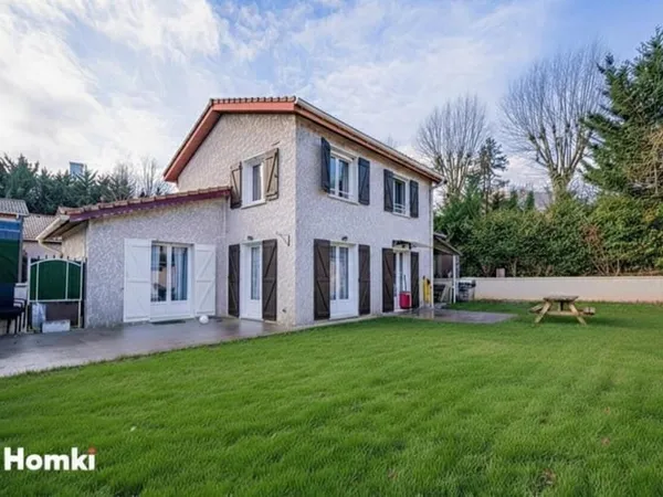 Villa T6 de 105 m2 à Meximieux 01800