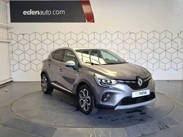 Renault Captur tce 155 edc fap — photo 7