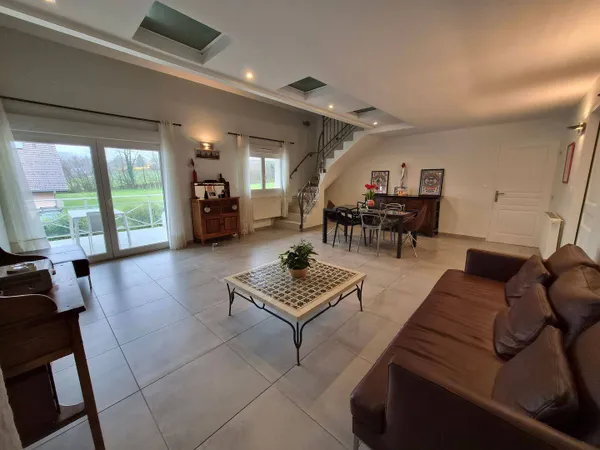 Appartement 6 pièces 150 m²
