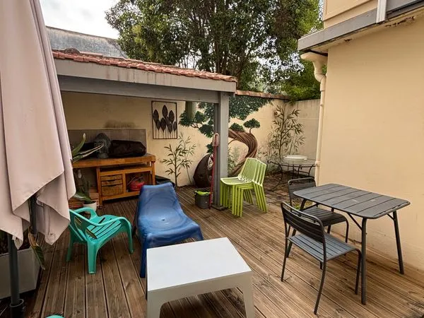 T2 meublé 42 m² avec cour privative et climatisation — Montpellier