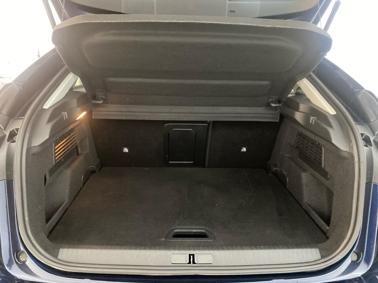 Citroën C4 hybride 145 ch e-dcs6 max — photo 6
