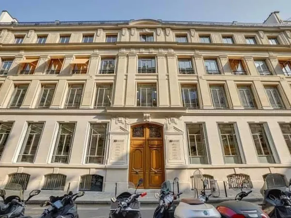 Bureaux 412 m²