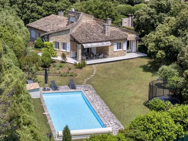 Maison 6 pièces 163 m²