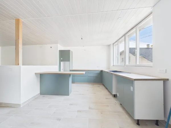 SAINT-PIERRE-DE-SOUCY SUPERBE LOFT RÉNOVÉ AVEC JARDIN ET E