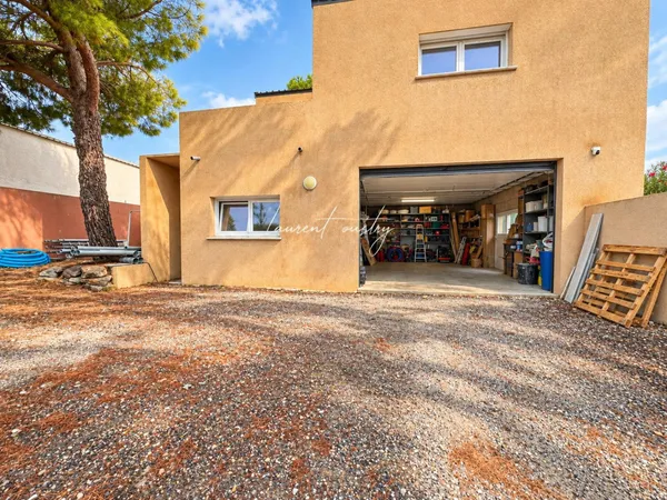 BÉZIERS - LOCAL PROFESSIONNEL / ARTISANAL