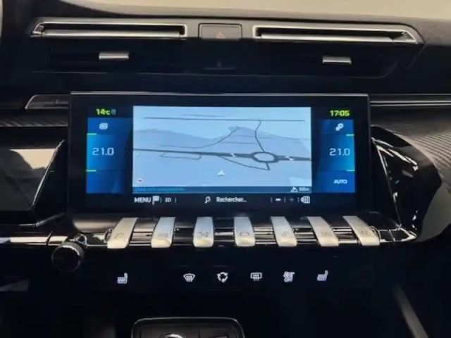 Peugeot 508 hybrid 225 e-eat8 — photo 12