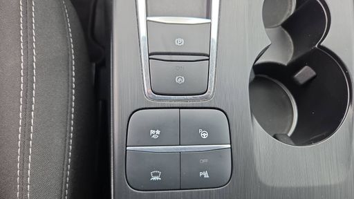 Ford Kuga 2.5 Duratec 190 Flexifuel Hybrid CVT - Titanium – 2023 – 51567 km – Hybride essence bioéthanol – Boîte Automatique — photo 6
