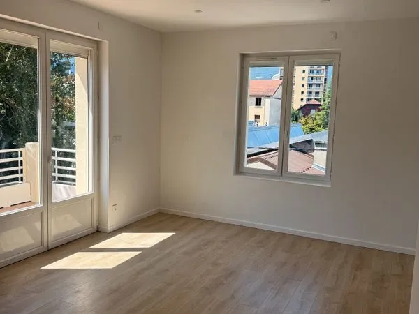 Appartement T4 pièces 83 m²