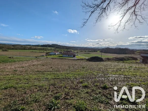 Terrain 2480 m²