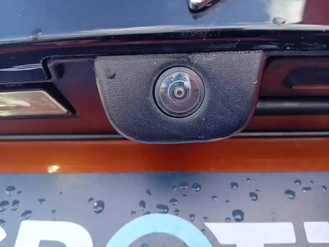 Citroën C4 puretech 130 s&amp;s eat8 — photo 12