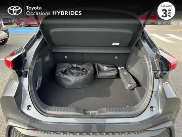 Toyota C-Hr 2.0 hybride rechargeable 225ch design my25 — photo 10