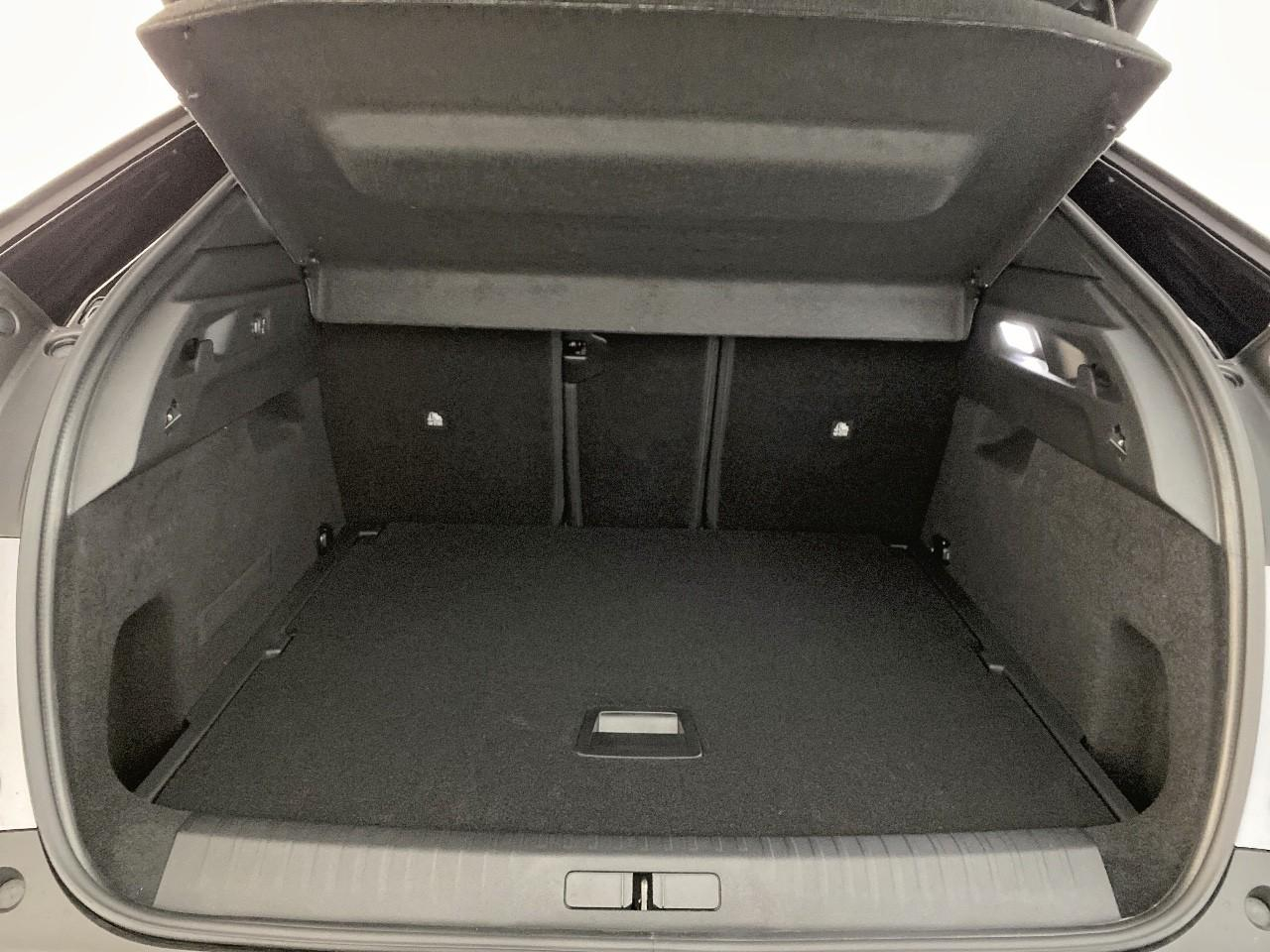 Peugeot 3008 hybrid 145 e-dcs6 gt — photo 6