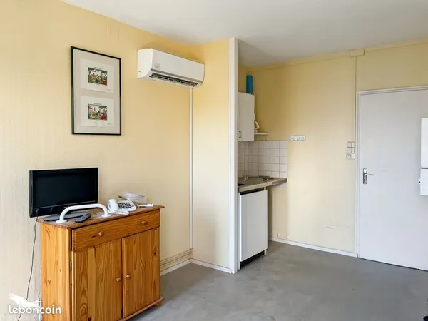 Studio 1 pièce 16 m²