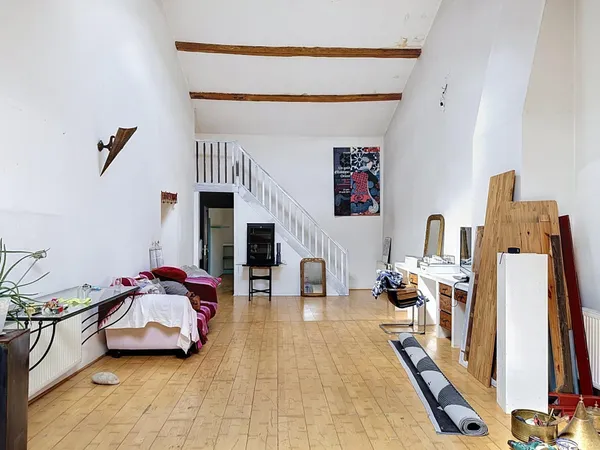 Grande maison à réconforter