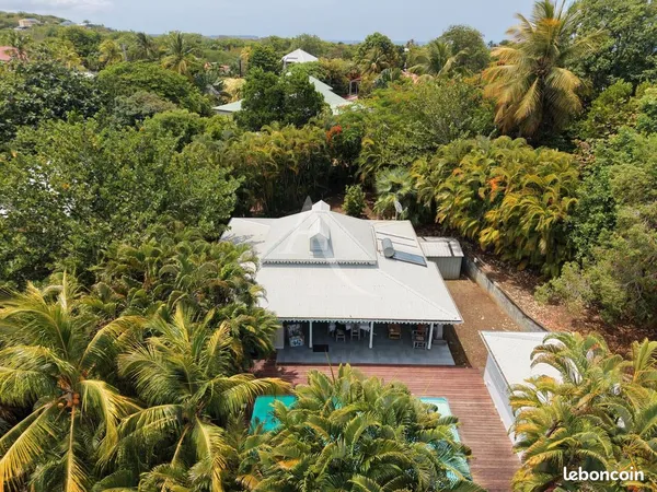 Propriété 4 pièces 99 m²