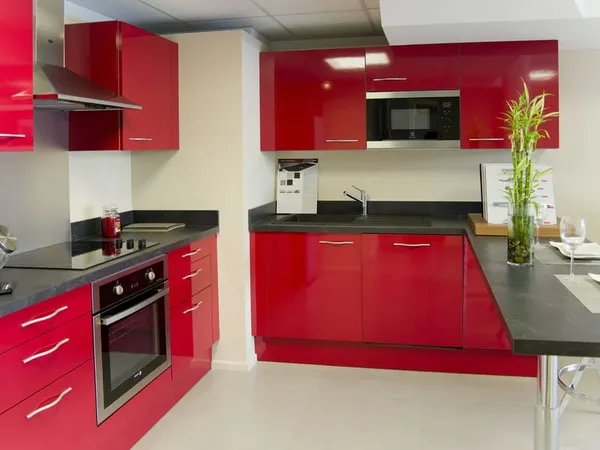 LA TESTE DE BUCH - LOCAL COMMERCIAL 85m2- CENTRE VILLE