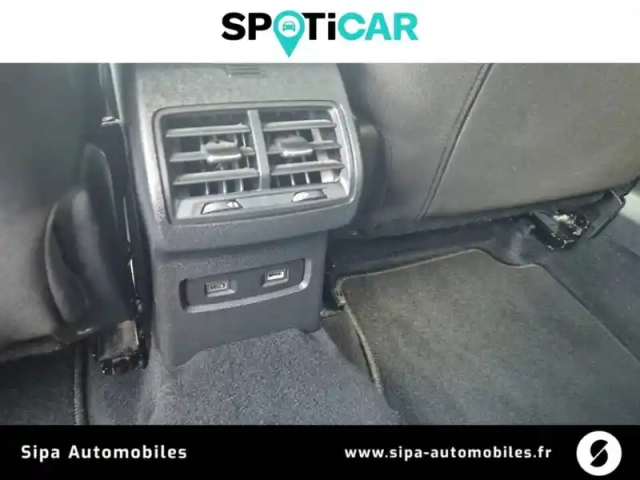 Citroën C4 e- 136 ch automatique — photo 18