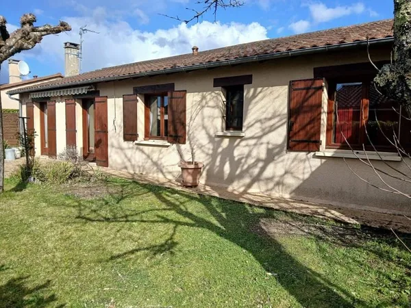 BERGERAC - MAISON DE 105 M² DANS UN BEL ENVIRONNEMENT CALME