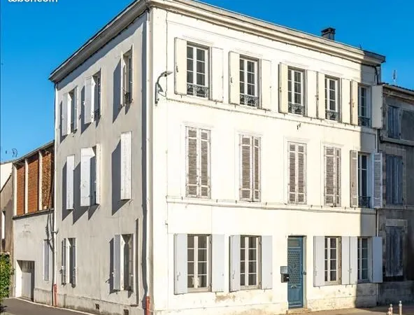 Immeuble 290 m²