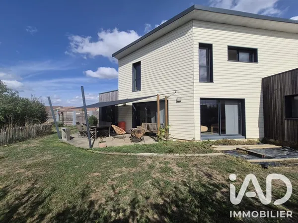 Maison 9 pièces 167 m²