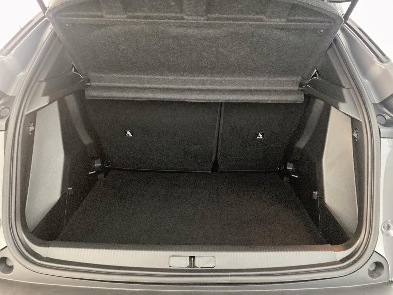 Peugeot 2008 hybrid 145 ch e-dcs6 allure — photo 6