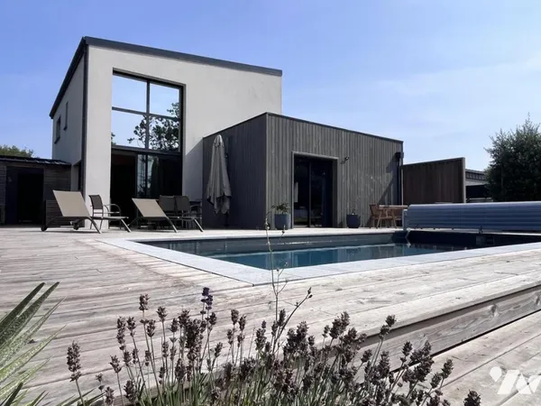 Maison 6 pièces 140 m²