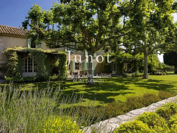 Maison de campagne 12 pièces 400 m²