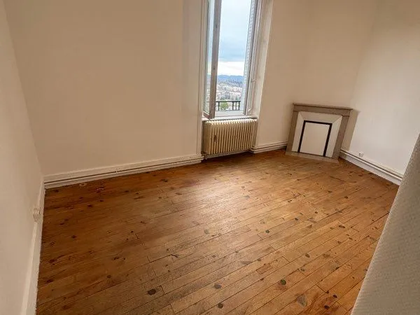 T4 120m2 - 790 chauffage et eau compris