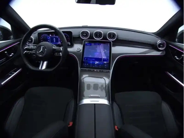 Mercedes Classe C berline 220 d amg line — photo 15