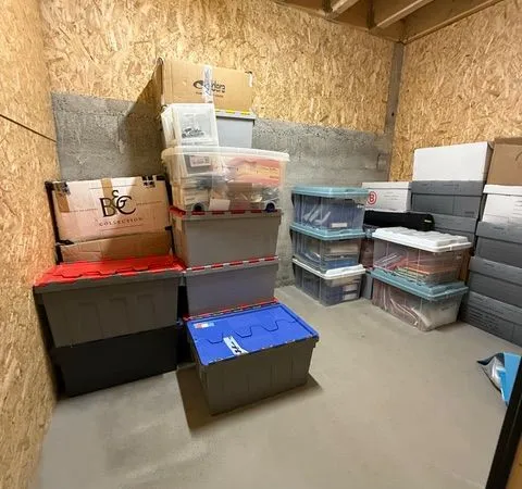 A louer Box d'archivage - 3,5 m² immédiatement disponible