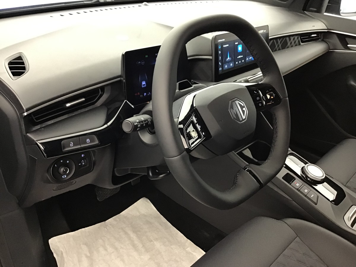MG MG3 — photo 10