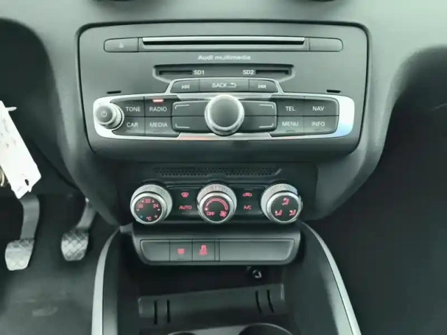 Audi A1 sportback 1.0 tfsi ultra 95 s line — photo 13