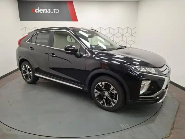 Mitsubishi Eclipse cross 1.5 mivec 163 bvm6 2wd — photo 9
