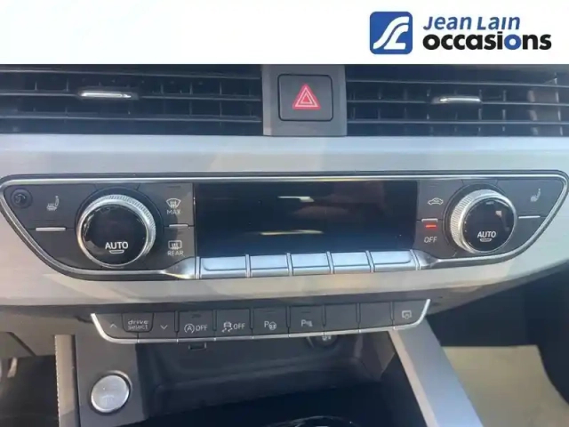 Audi A4 35 tfsi 150 s tronic 7 — photo 14