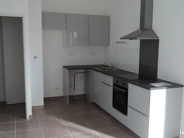 Appartement Location Castelnau-le-Lez 3p 52m² 813€