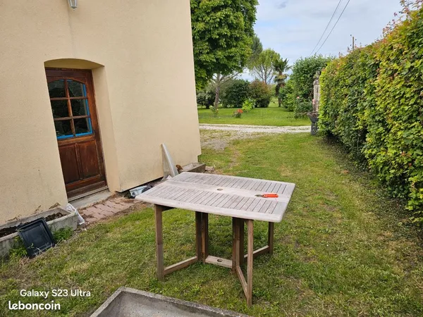 Loue petite maison