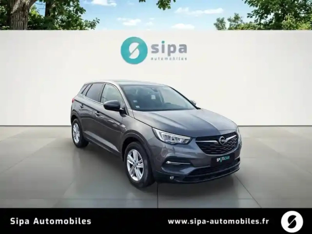 Opel Grandland X 1.2 turbo 130 ch — photo 7