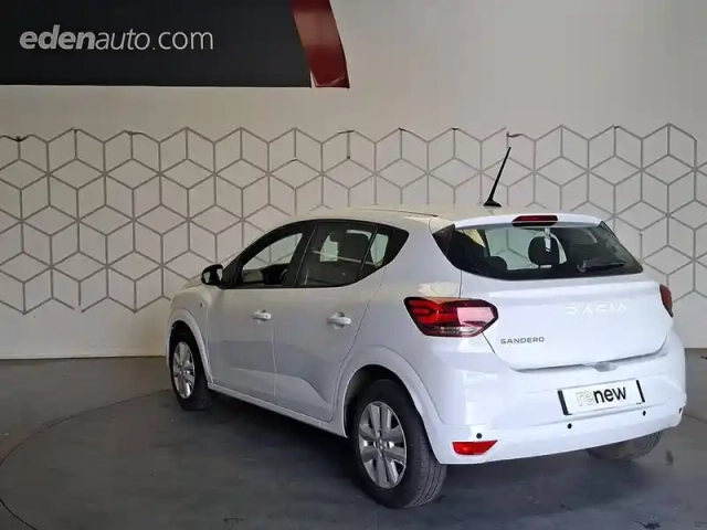 Dacia Sandero sce 65 — photo 3