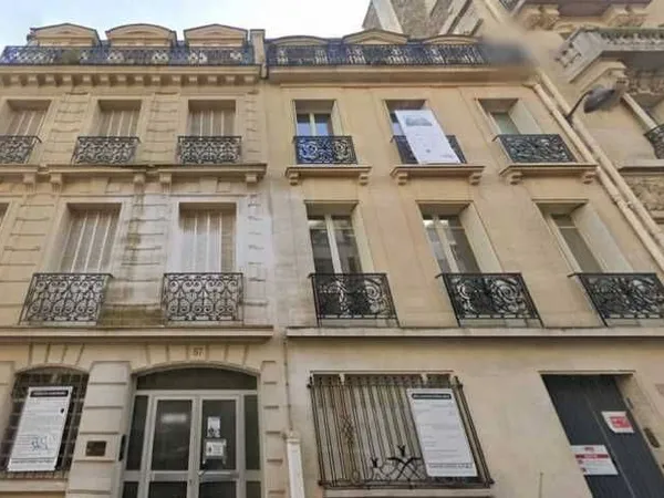 Bureaux 888 m²